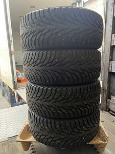 Шины YOKOHAMA 245/45R19 (2 фото из 6)