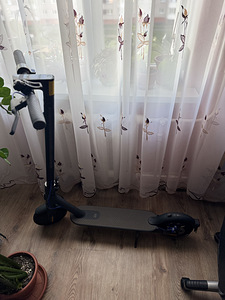 Электросамокат Xiaomi Mi Scooter 3 (2 фото из 5)