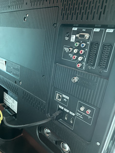 Philips teler 100Hz Full HD 1080p (8 foto / 8)