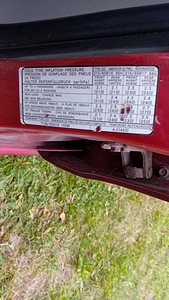 Mitsubishi Grandis (12 foto / 14)