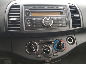Nissan Micra 1,2l - 2008 (10 foto / 15)