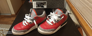 Nike Air Jordan 3 retro se gs EUR 38.5 (24 CM) (2 foto / 4)