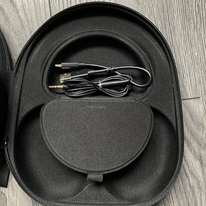 Bose NC 700 headphones (5 foto / 5)