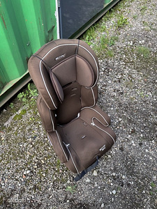 Laste turvatool Britton / Детское автокресло Britton (2 фото из 4)