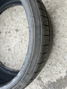 Suverehvid R20 ZR 235/30 (6 foto / 6)