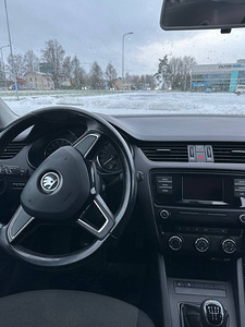 Skoda Octavia 2015 - 1.6 TDI (5 foto / 11)