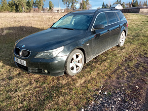 BMW 525 (1 фото из 6)