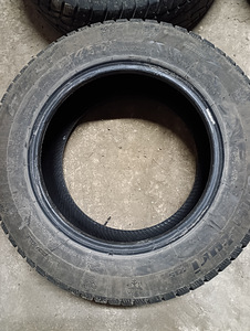 HIFLY kasutatud talverehvid 215/65R16 98H väga heas korras (4 foto / 10)