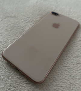 Apple iPhone 8 Plus (Rose Gold) (3 foto / 4)
