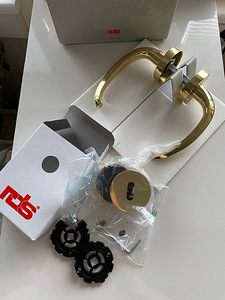 Ukse käepidemed RDS (3 foto / 8)