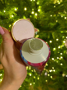 Victoria’s Secret Jasmine Cassis (2 foto / 4)