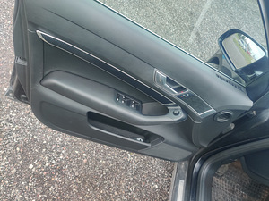 Audi A6C6 quattro 3.0 TDI 2005 (6 foto / 12)