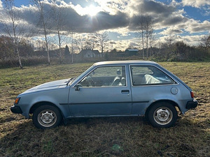 MITSUBISHI COLT (2 foto / 5)