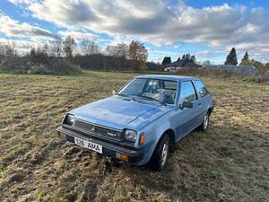 MITSUBISHI COLT (4 foto / 5)