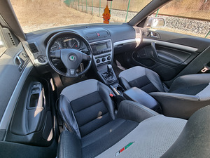 Skoda octavia VRS (5 foto / 8)