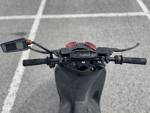 Aprilia SR70 Street (6 foto / 9)