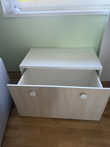 Narivoodi kirjutuslauaga ja kummut IKEA (2 foto / 4)