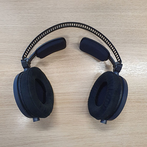 Kõrvaklapid Audio-Technica ATH-R70x (1 foto / 7)