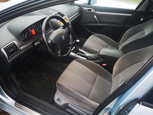 Peugeot 407 (6 foto / 7)