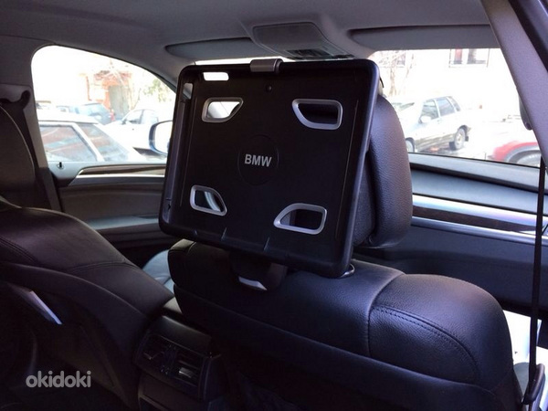 BMW iPadi hoidik
