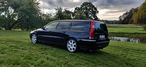 Volvo V70 Summum (11 foto / 12)