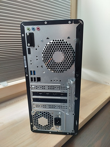 Ryzen 7 5700G | RX 6600XT | 16GB RAM | 500GB SSD (4 foto / 7)