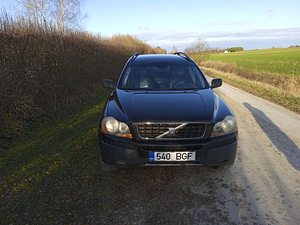 Продается Volvo xc-90 (1 фото из 7)