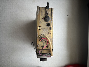 Vintage Soviet Car Radio A-271 (4 foto / 5)
