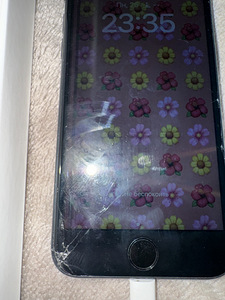Telefon (3 foto / 3)
