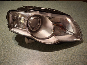 Esituli Volkswagen Passat 2005-2011 (1 foto / 3)