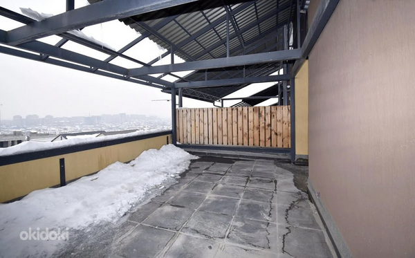 Երեքհարկանի տուն Ավանում (9)