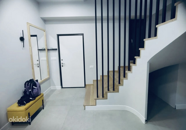 Երեքհարկանի տուն Ավանում (15)