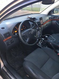 1.6 CC Toyota Avensis (7 foto / 10)