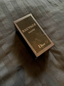 Dior Sauvage (2 фото из 5)