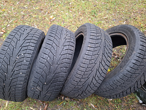 Hankook Winter i cept iz2 205/55 R16 ламель шины (1 фото из 4)