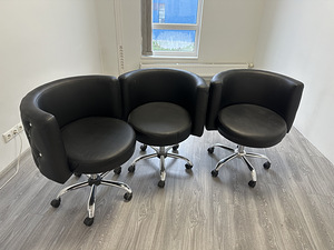 Продажа кресел для салона (3 фото из 3)