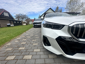 BMW 520d g60 M pakett (1 foto / 14)