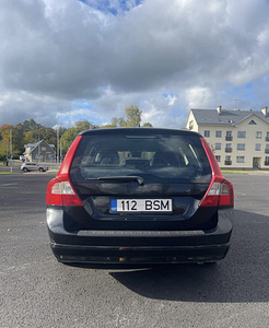 Volvo v70 2012 aasta (5 foto / 9)