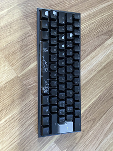 Ducky One 2 Mini (Cherry MX Silent Red) 60% Gaming Keyboard (2 foto / 5)