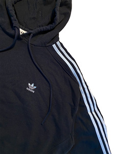 Adidas Women’s Crop-Top (2 foto / 4)