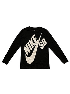 Лонгслив Nike SB (1 фото из 3)