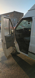 Ford Transit (12 фото из 12)