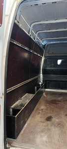 Ford Transit (4 фото из 12)