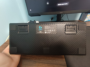 Клавиатура Logitech g pro (3 фото из 3)