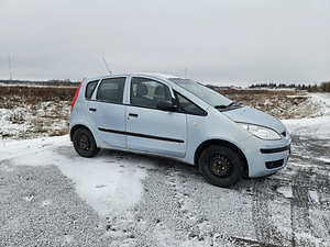 Mitsubishi Colt 1.3 70kW (3 foto / 11)