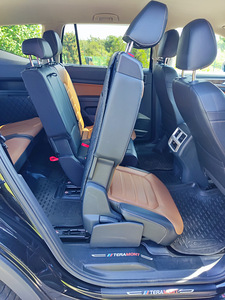 Volkswagen Teramont exclusive 3.6 183kW (4 foto / 5)