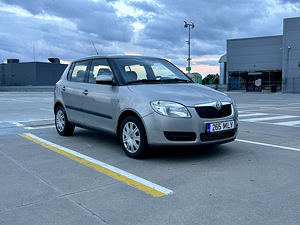 Škoda Fabia (3 foto / 11)