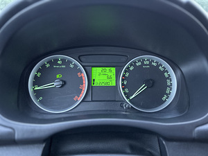Škoda Fabia (11 foto / 11)