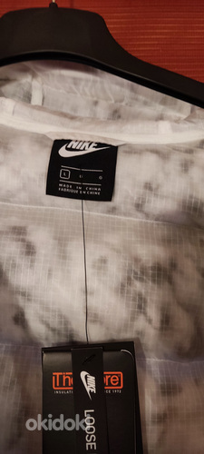 Белое пальто Nike мраморное L (фото #6)