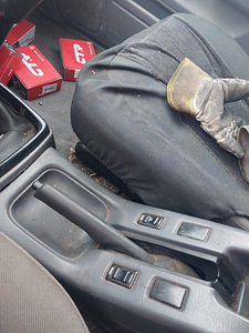 Müüa Nissan Pick up (7 foto / 7)